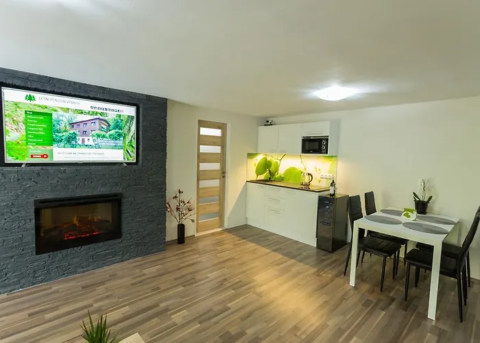 Lesni Vranov 게스트하우스 3*